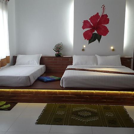 Thanakha Inle Hotel Nyaung Shwe Habitación foto