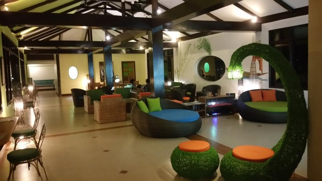Thanakha Inle Hotel Nyaung Shwe Exterior foto