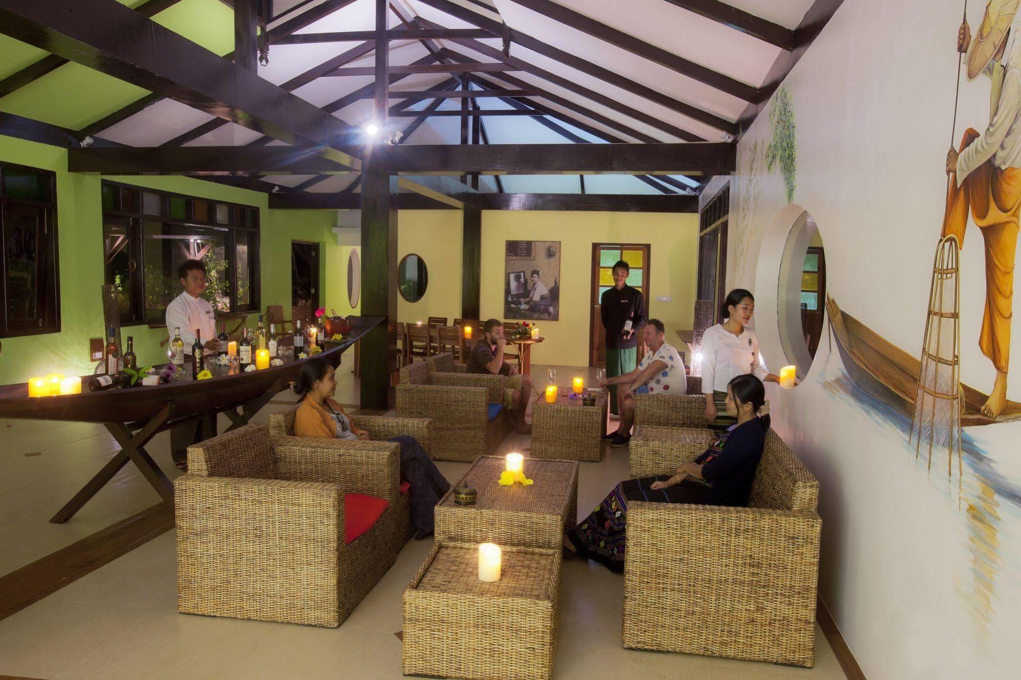 Thanakha Inle Hotel Nyaung Shwe Exterior foto