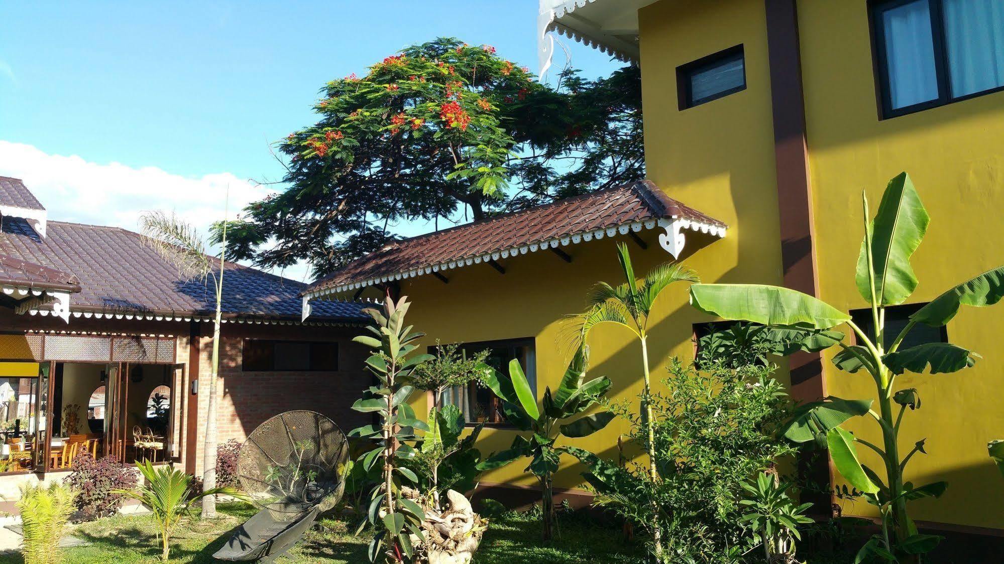 Thanakha Inle Hotel Nyaung Shwe Exterior foto